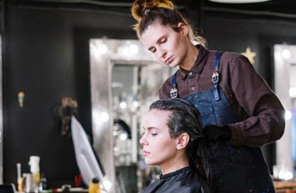 Hair Dresser